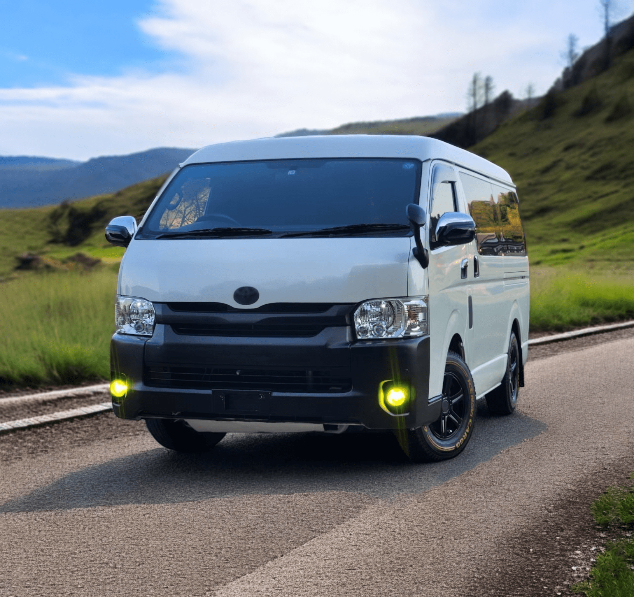 Perfect toyota hiace Off-Road Vehicle for Australia
