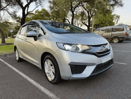A Comparison between the Honda Jazz and Honda Fit Hybrid