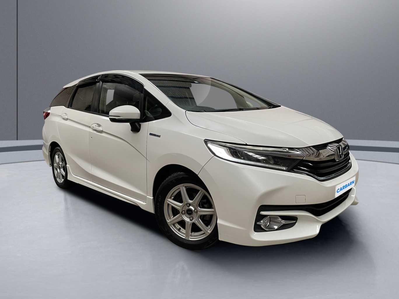 2016 Honda Shuttle 111,096 km 2016 Honda Shuttle 111,096 km