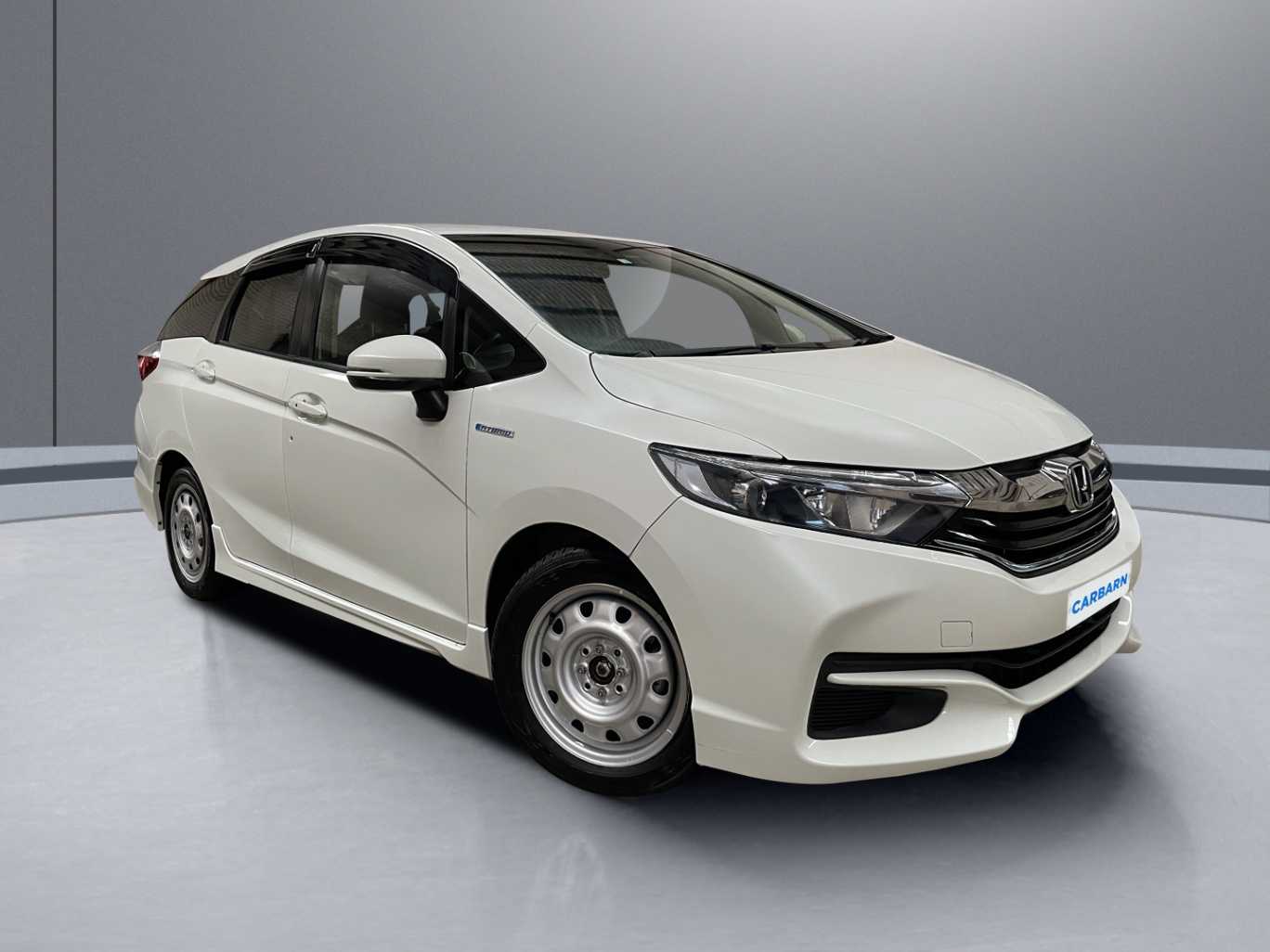 2016 Honda Shuttle 106,941 km 2016 Honda Shuttle 106,941 km