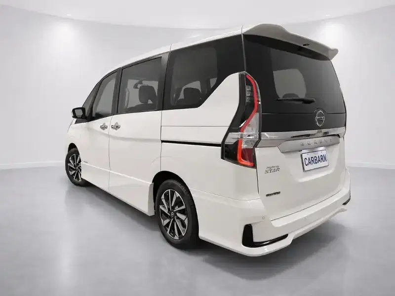 3 - NISSAN Serena 3 - NISSAN Serena