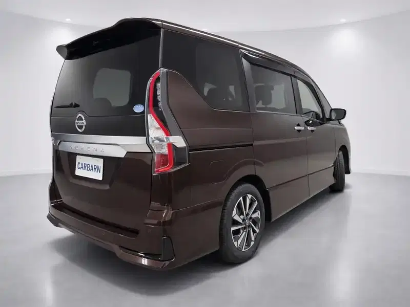 4 - NISSAN Serena 4 - NISSAN Serena