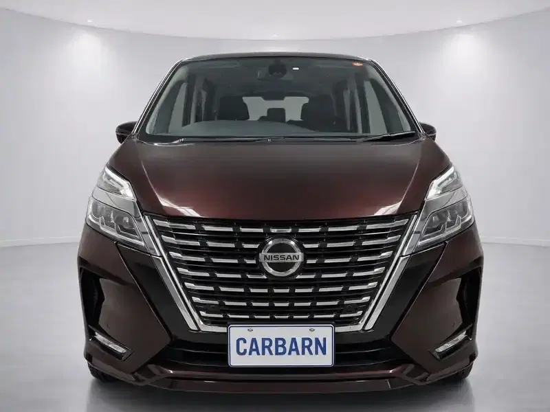 6 - NISSAN Serena 6 - NISSAN Serena