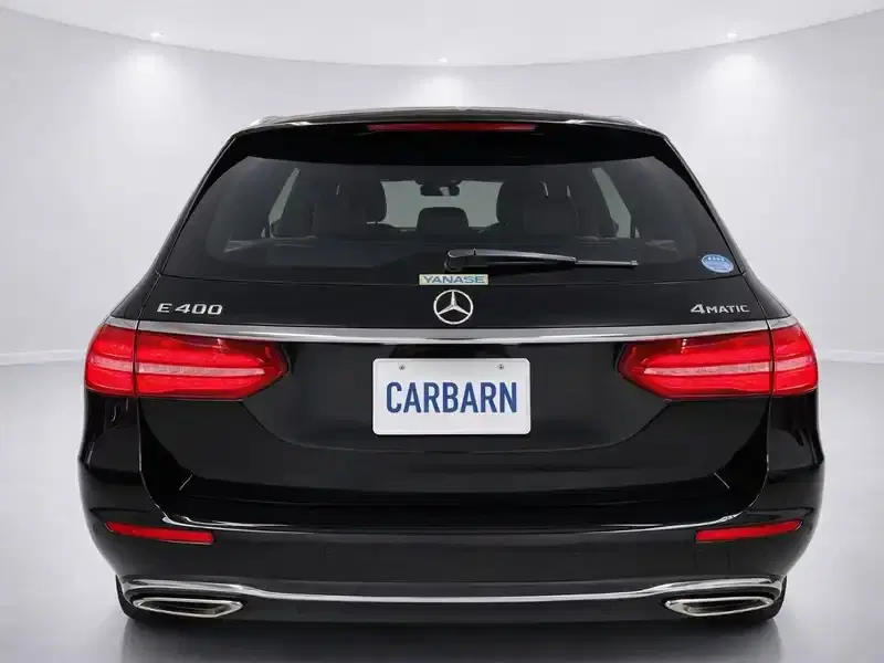 4 - MERCEDES-BENZ E-Class 4 - MERCEDES-BENZ E-Class