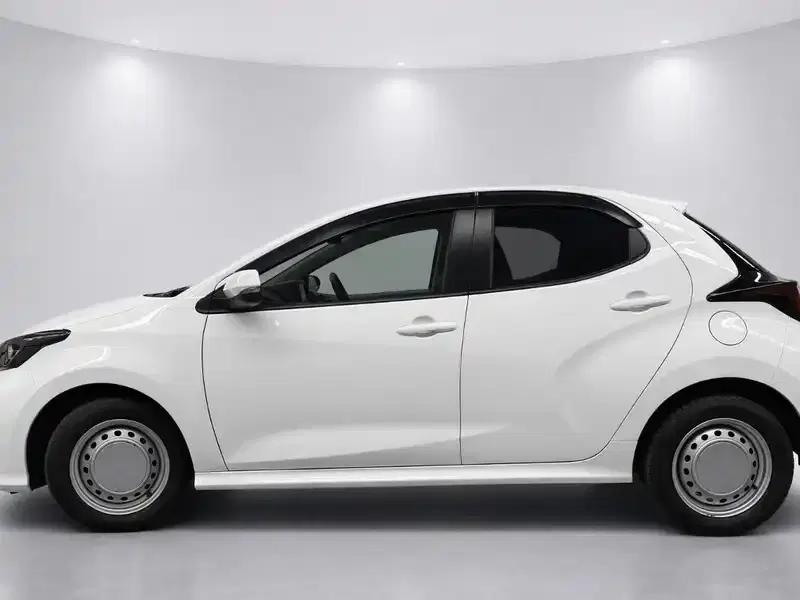 2 - TOYOTA YARIS 2 - TOYOTA YARIS