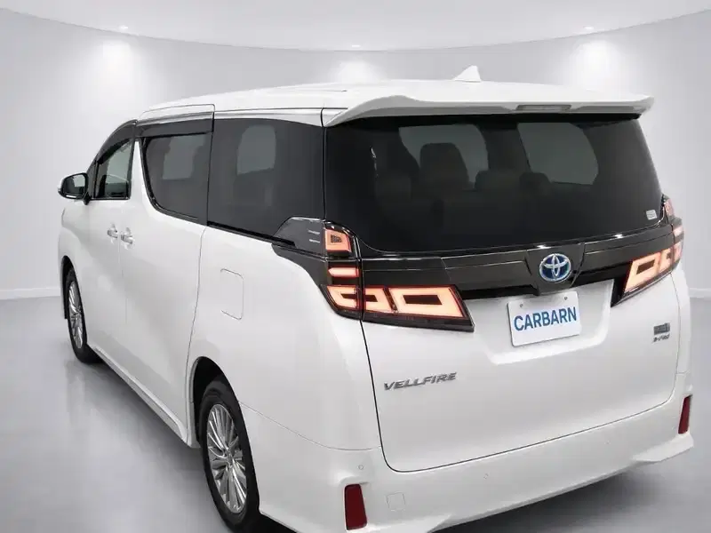 1 - TOYOTA Vellfire 1 - TOYOTA Vellfire