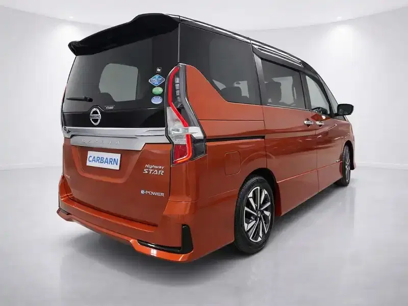 5 - NISSAN Serena 5 - NISSAN Serena