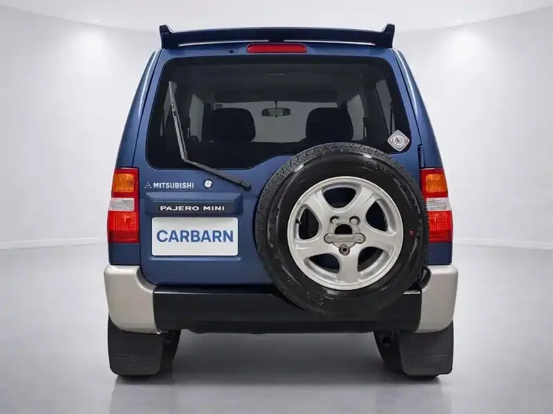 4 - MITSUBISHI Pajero 4 - MITSUBISHI Pajero