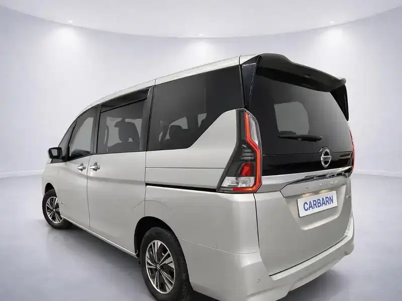 3 - NISSAN Serena 3 - NISSAN Serena