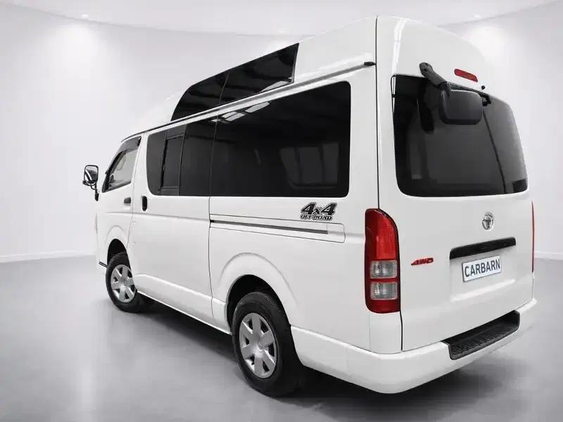 1 - TOYOTA Hiace 1 - TOYOTA Hiace