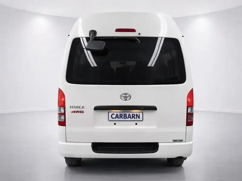 4 - TOYOTA Hiace 4 - TOYOTA Hiace