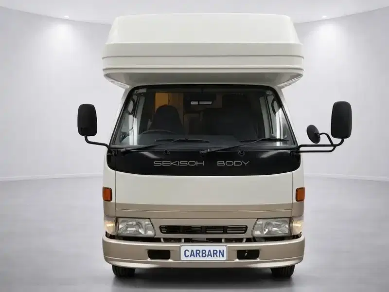 6 - TOYOTA Hiace 6 - TOYOTA Hiace