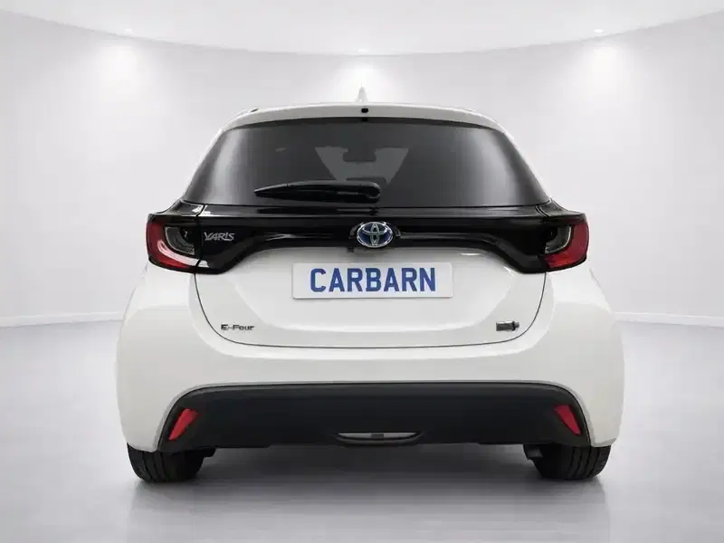 4 - TOYOTA YARIS 4 - TOYOTA YARIS