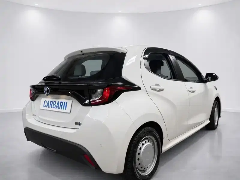 5 - TOYOTA YARIS 5 - TOYOTA YARIS