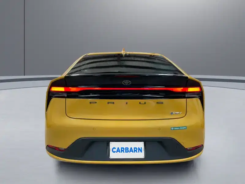 4 - TOYOTA Prius 4 - TOYOTA Prius