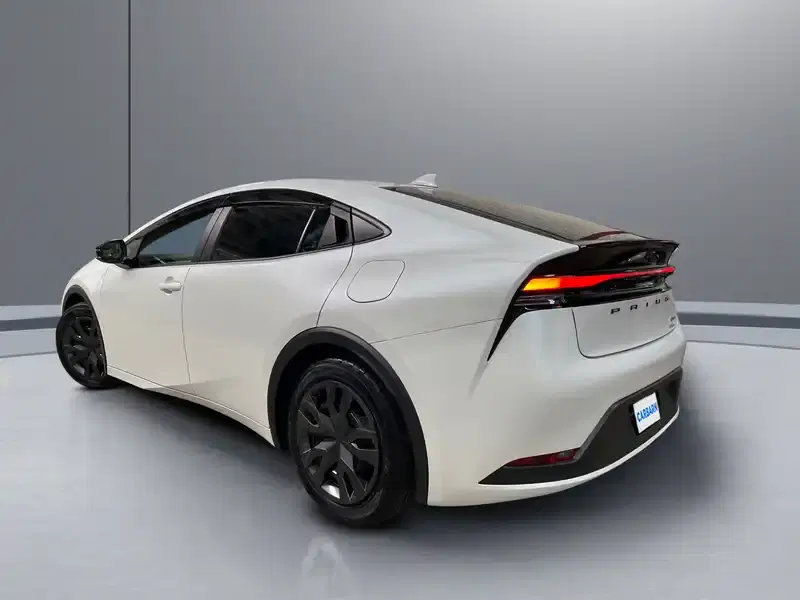 3 - TOYOTA Prius 3 - TOYOTA Prius