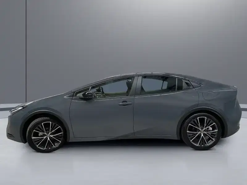 2 - TOYOTA Prius 2 - TOYOTA Prius