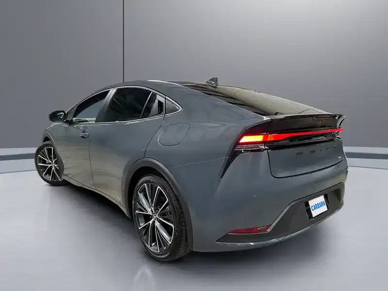 3 - TOYOTA Prius 3 - TOYOTA Prius