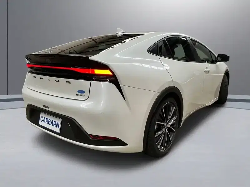 5 - TOYOTA Prius 5 - TOYOTA Prius