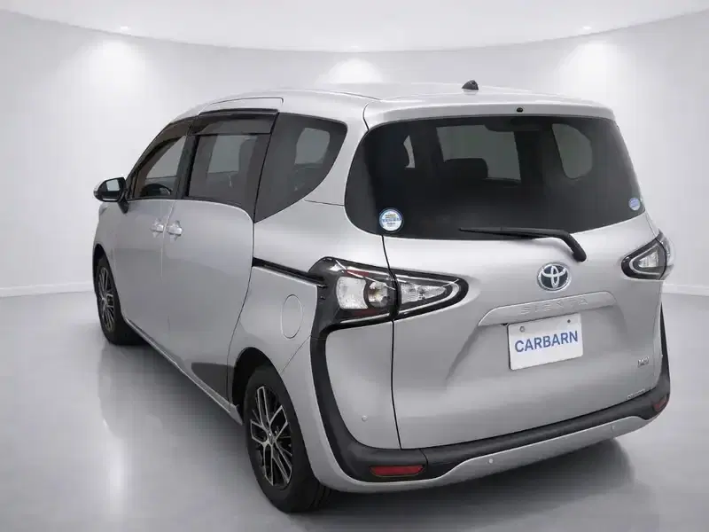 1 - TOYOTA Sienta 1 - TOYOTA Sienta