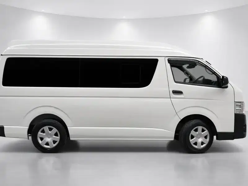 6 - TOYOTA Hiace 6 - TOYOTA Hiace