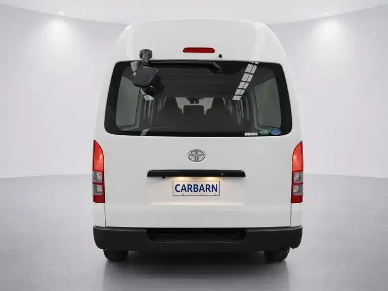 3 - TOYOTA Hiace 3 - TOYOTA Hiace