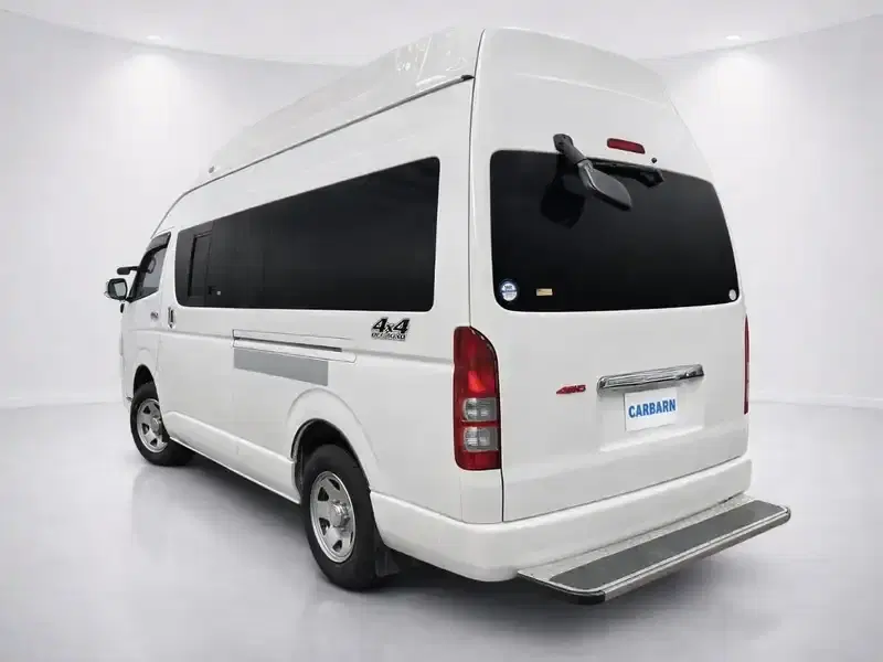 3 - TOYOTA Hiace 3 - TOYOTA Hiace