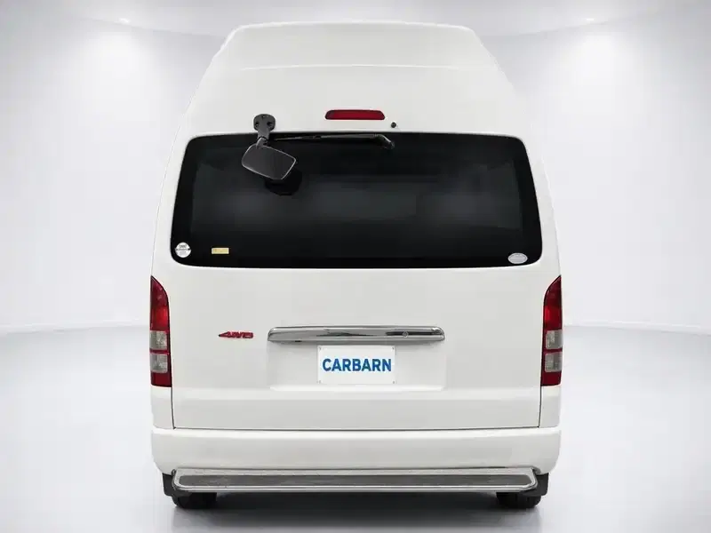 4 - TOYOTA Hiace 4 - TOYOTA Hiace