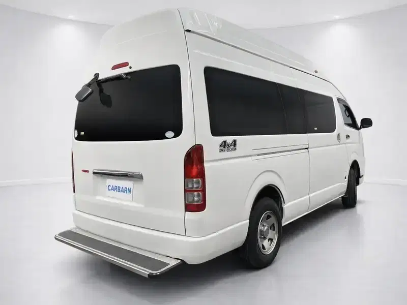 5 - TOYOTA Hiace 5 - TOYOTA Hiace