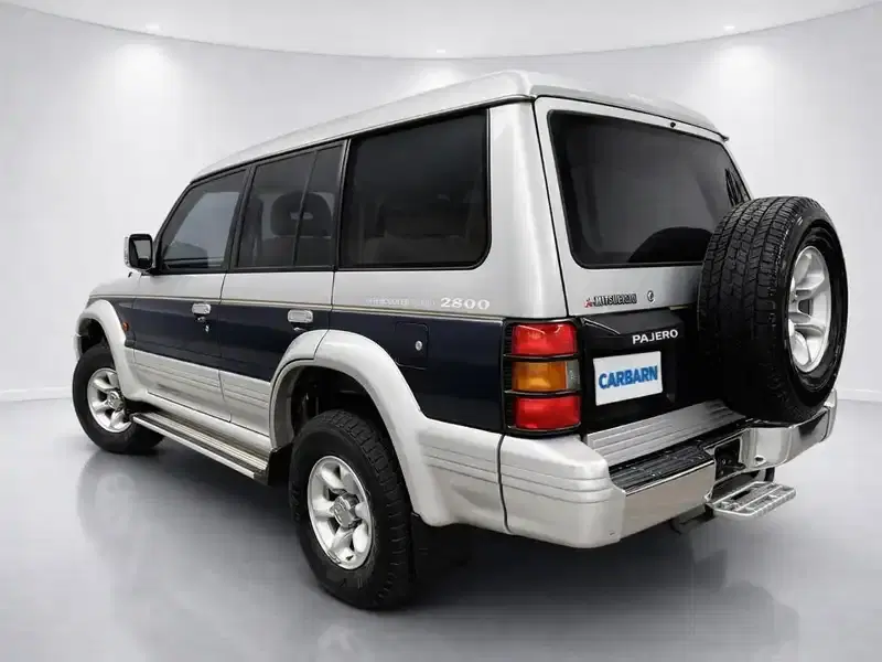3 - MITSUBISHI Pajero 3 - MITSUBISHI Pajero