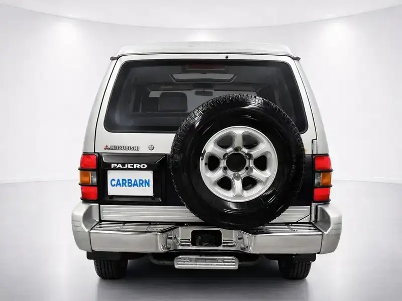 4 - MITSUBISHI Pajero 4 - MITSUBISHI Pajero