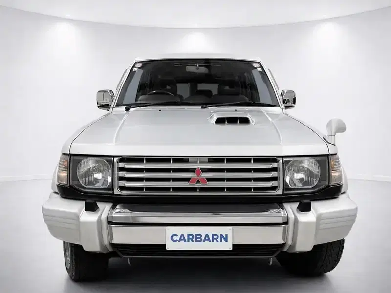 6 - MITSUBISHI Pajero 6 - MITSUBISHI Pajero