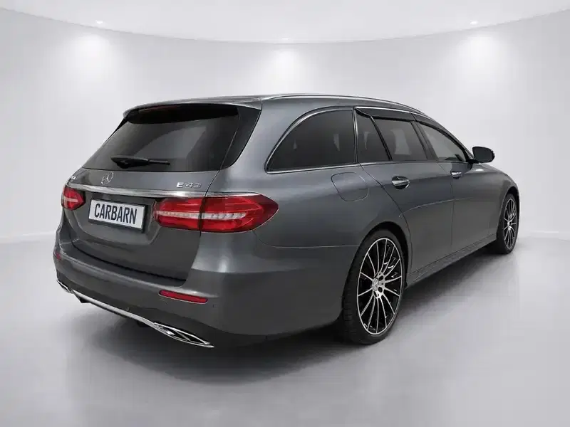 5 - MERCEDES-BENZ E-Class 5 - MERCEDES-BENZ E-Class