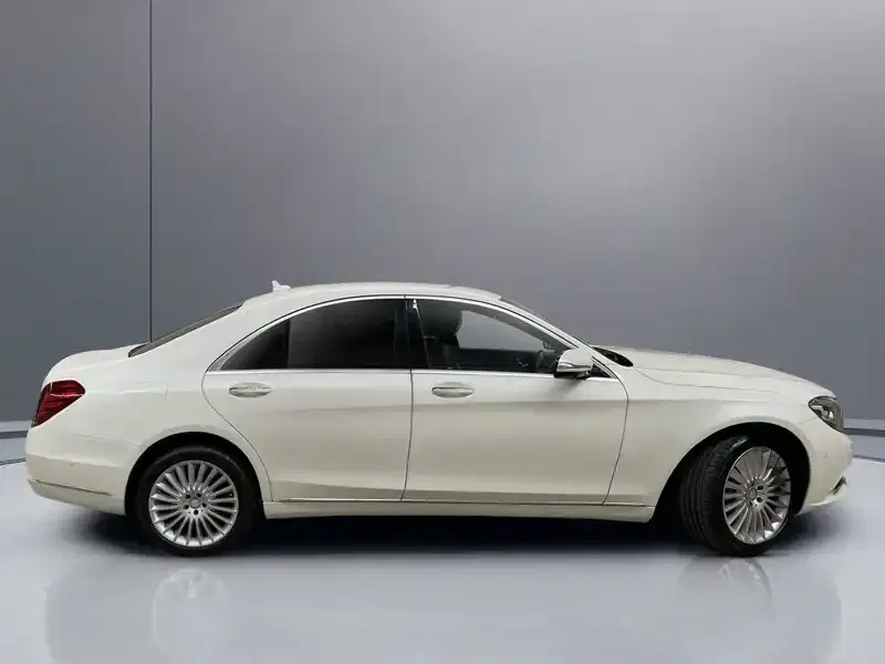 6 - MERCEDES-BENZ S-Class 6 - MERCEDES-BENZ S-Class