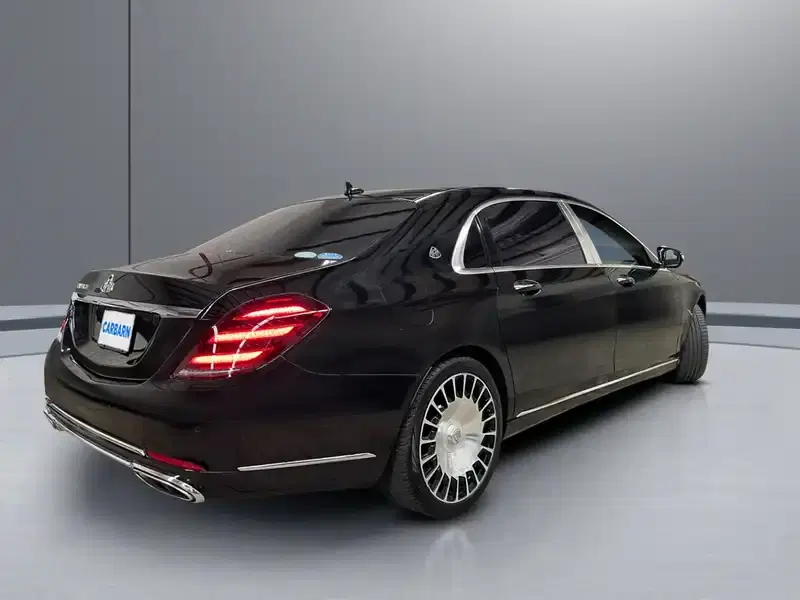 5 - MAYBACH S-560 5 - MAYBACH S-560