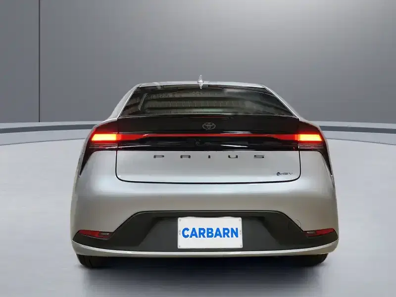 4 - TOYOTA Prius 4 - TOYOTA Prius