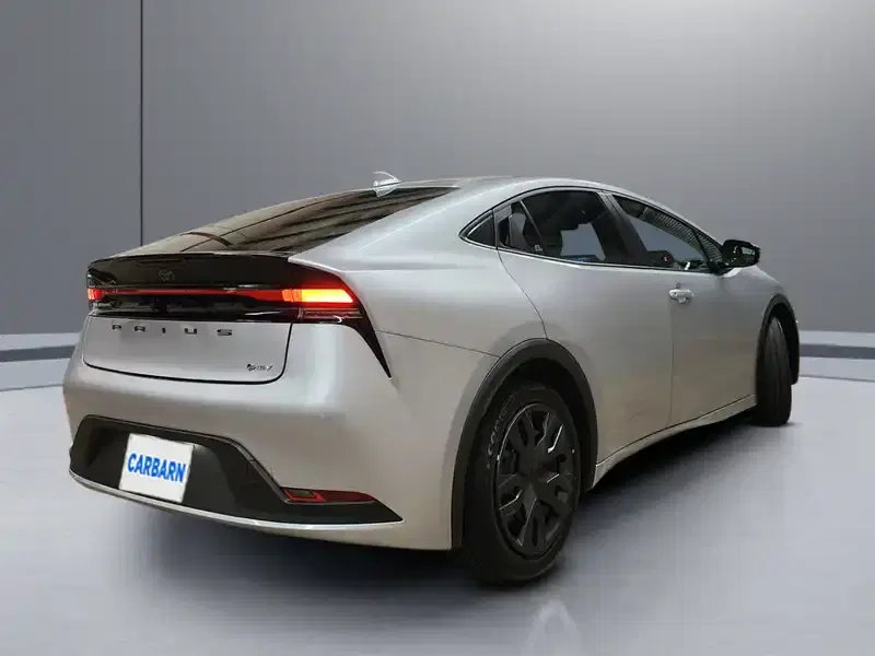 5 - TOYOTA Prius 5 - TOYOTA Prius