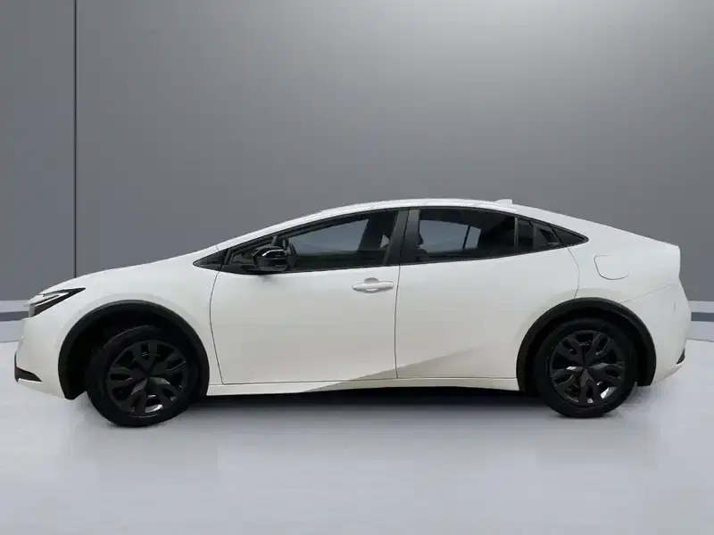 2 - TOYOTA Prius 2 - TOYOTA Prius