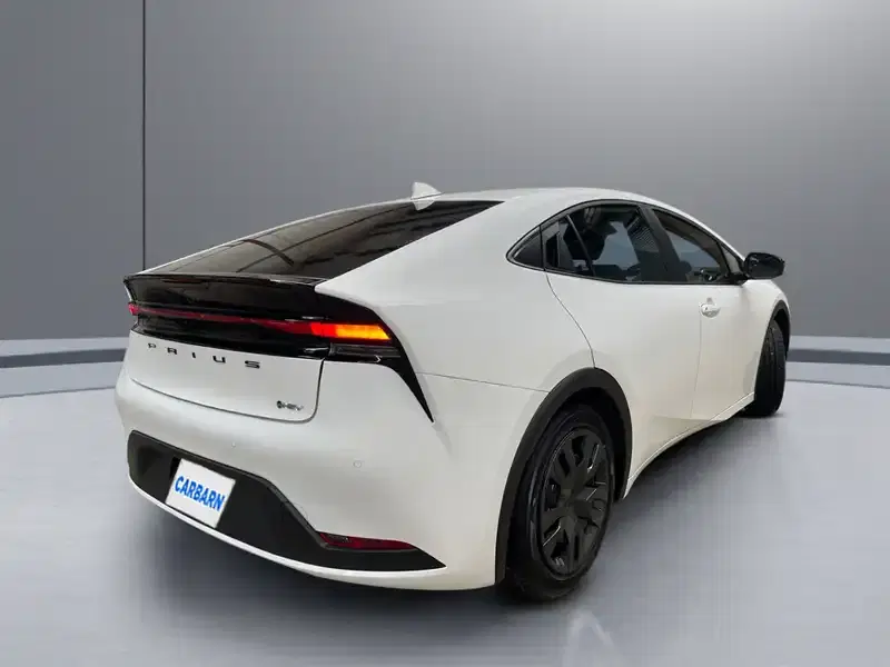 5 - TOYOTA Prius 5 - TOYOTA Prius