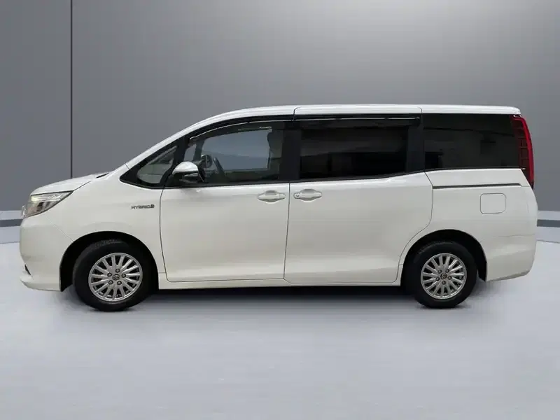 2 - TOYOTA Noah 2 - TOYOTA Noah