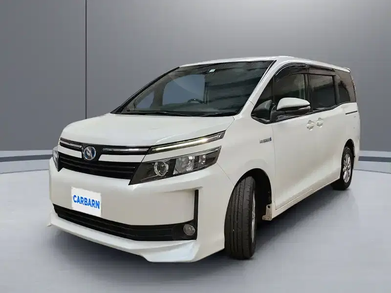 1 - TOYOTA Voxy 1 - TOYOTA Voxy