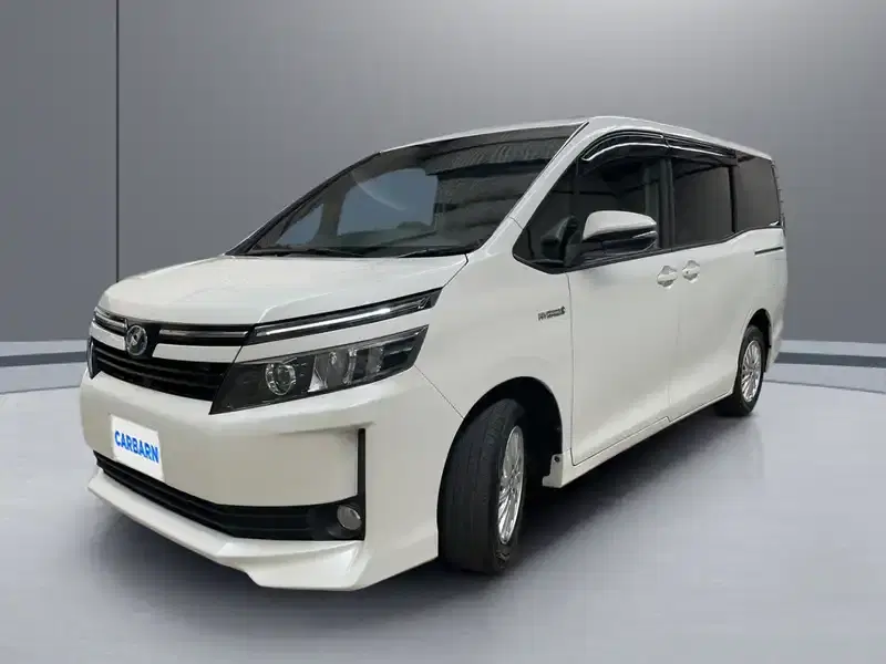 1 - TOYOTA Voxy 1 - TOYOTA Voxy