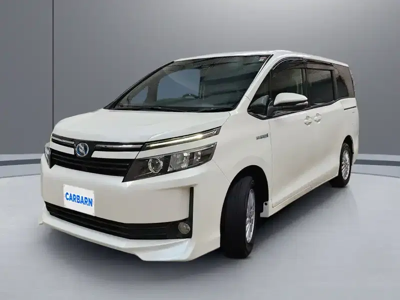 1 - TOYOTA Voxy 1 - TOYOTA Voxy
