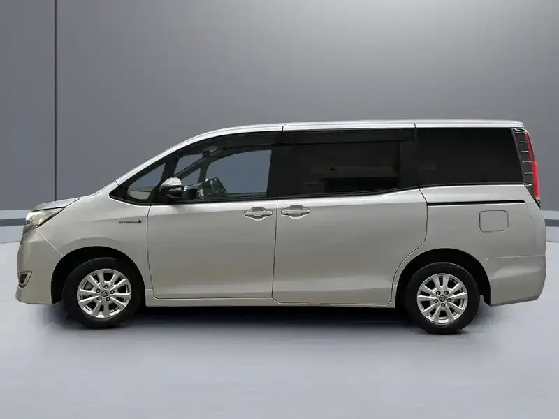 2 - TOYOTA Noah 2 - TOYOTA Noah