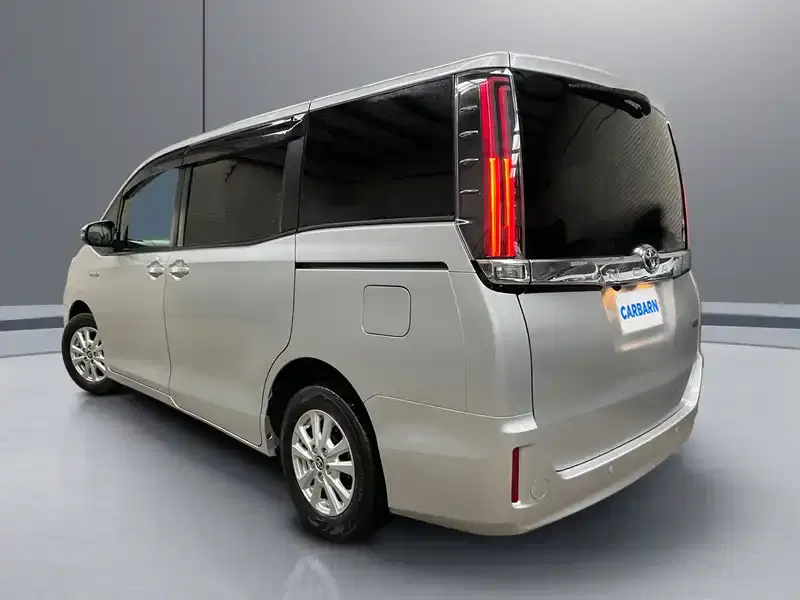 3 - TOYOTA Noah 3 - TOYOTA Noah