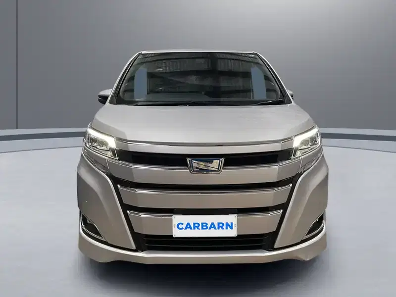 7 - TOYOTA Noah 7 - TOYOTA Noah