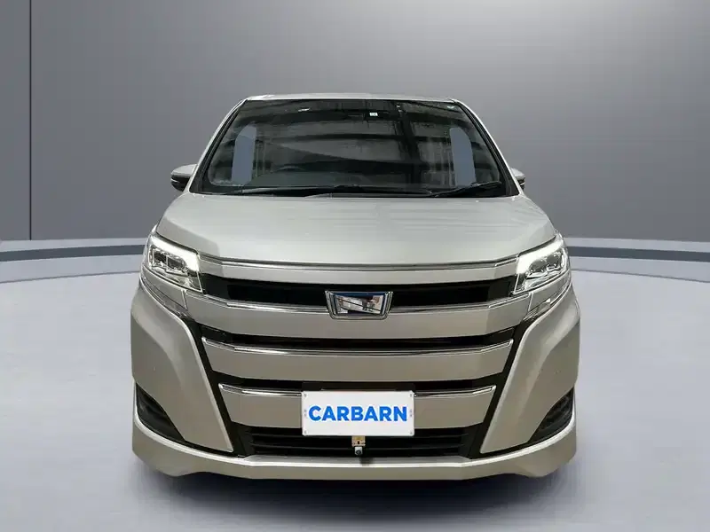 7 - TOYOTA Noah 7 - TOYOTA Noah