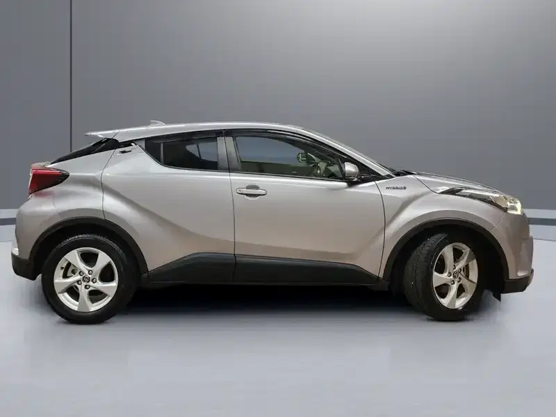 6 - TOYOTA C-HR 6 - TOYOTA C-HR