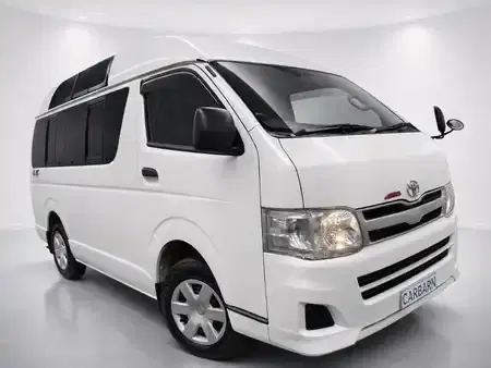 2013 Toyota Hiace 165,866 km 2013 Toyota Hiace 165,866 km
