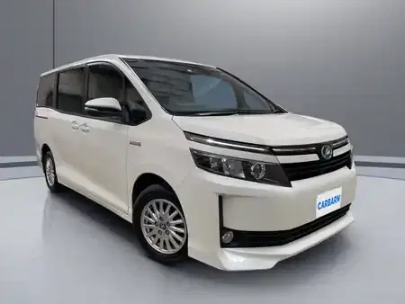 2014 Toyota Voxy 95,955 km 2014 Toyota Voxy 95,955 km